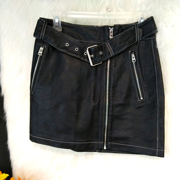 Topshop Dresses & Skirts - Topshop Black Vegan Leather Motorcycle Mini Skirt Size 6